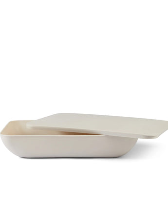 Put a lid on it - Serving Platter With Lid Salt